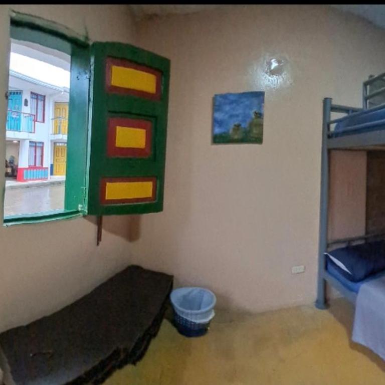 Hospedaje Hermanos Cardona - Habitación Doble - 5
