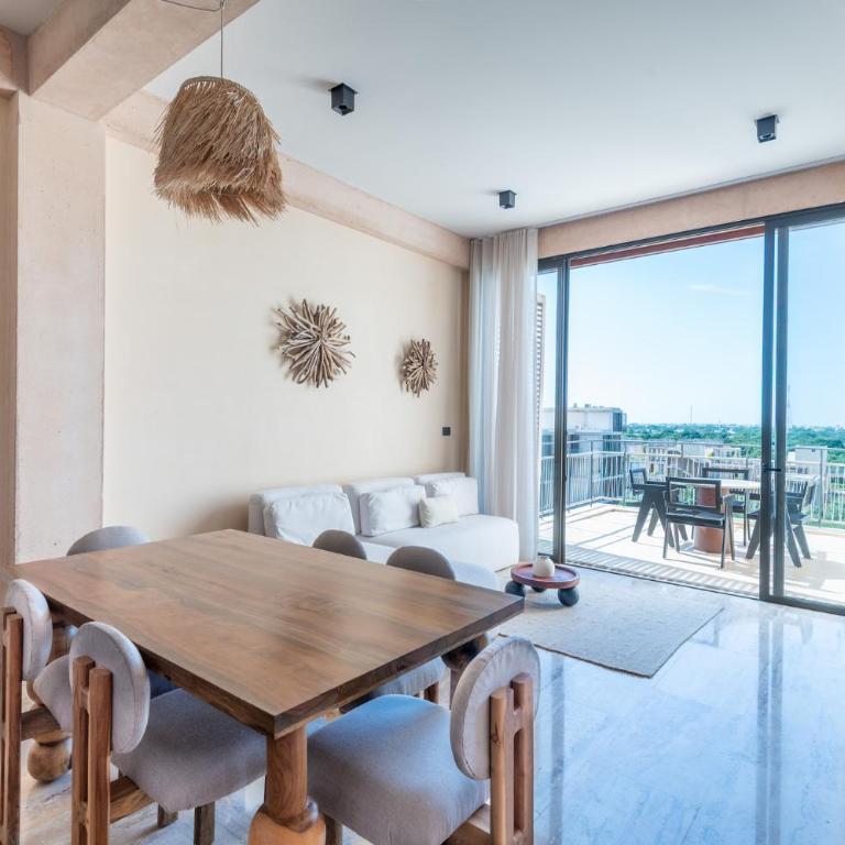 Corasol, Relaxed Stay with Terrace & Full Amenities - Two-Bedroom Family Apartment - 12