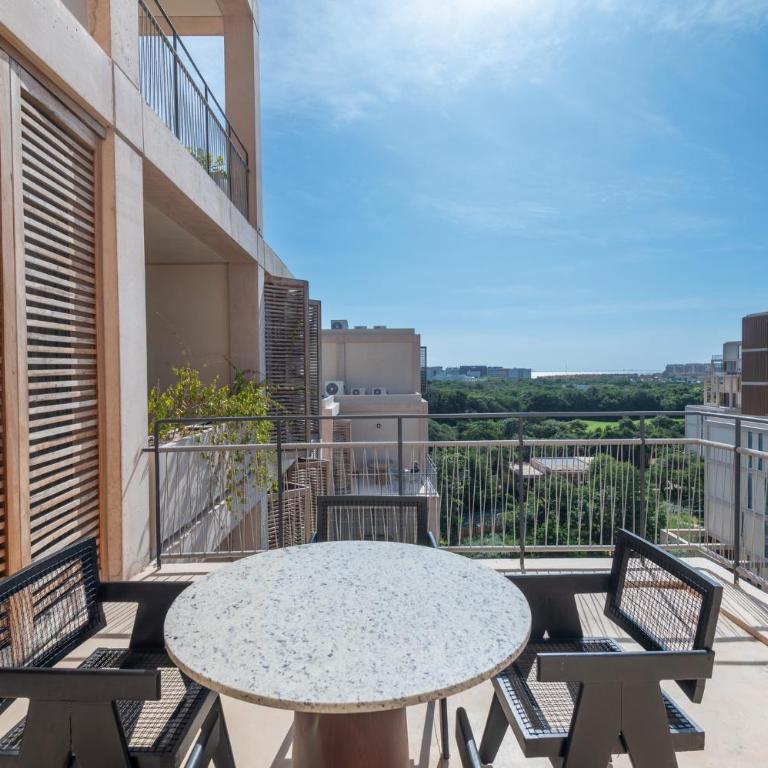 Corasol, Relaxed Stay with Terrace & Full Amenities - Two-Bedroom Family Apartment - 13