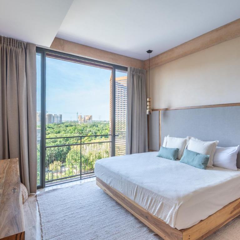 Corasol, Relaxed Stay with Terrace & Full Amenities - Two-Bedroom Family Apartment - 16