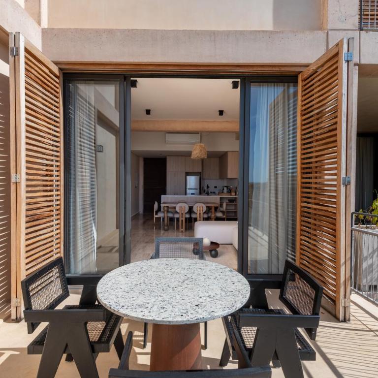 Corasol, Relaxed Stay with Terrace & Full Amenities - Two-Bedroom Family Apartment - 19