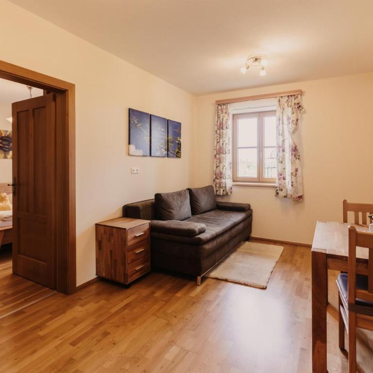 Gästezimmer & Weingut Gamser - Chambre Double - Vue sur Jardin - 2