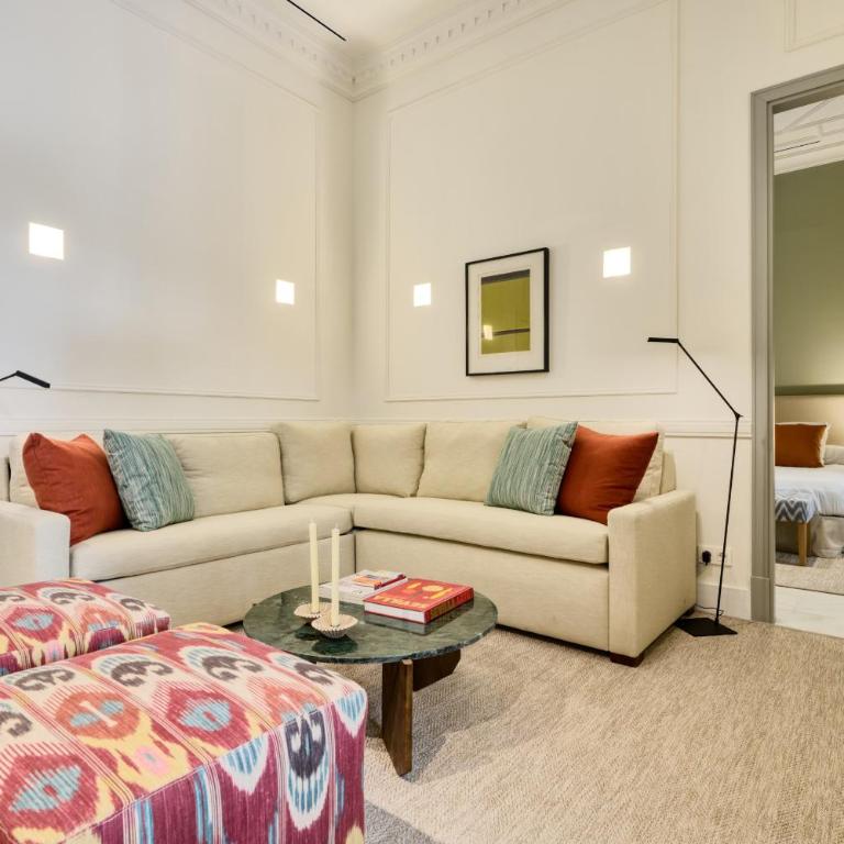 Adriano - Two-Bedroom Deluxe Apartment with Balcony - 3