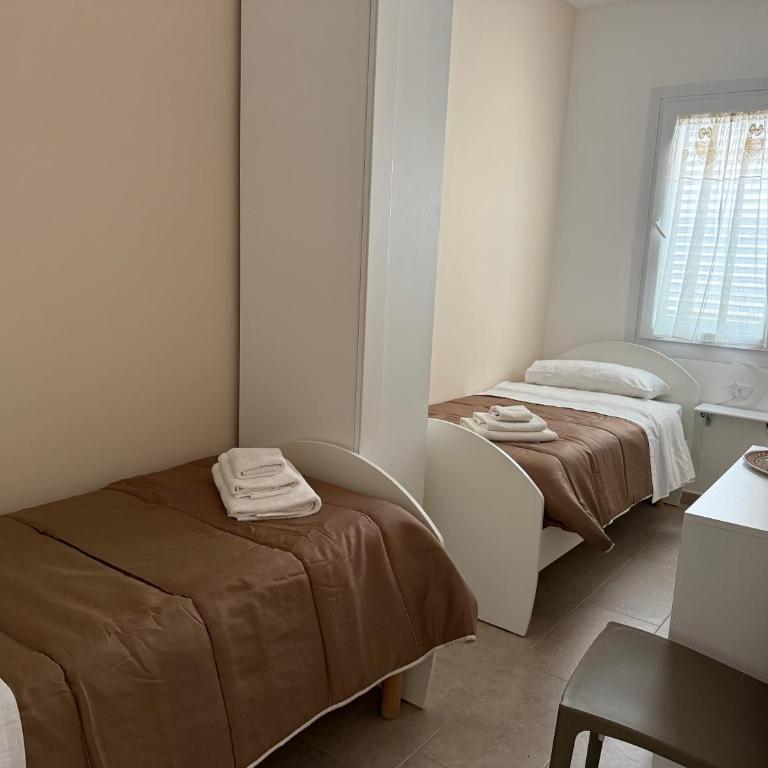 Gio Rooms - Camera Doppia con Letti Singoli - 1