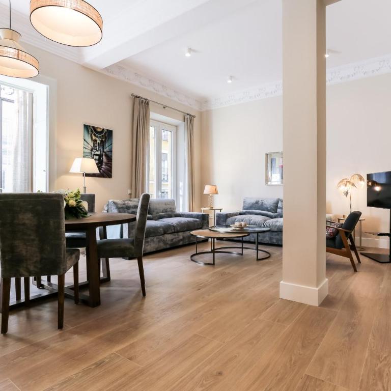 Mateo Gago 13 - Three-ensuite Bedroom Apartment in first floor - 4