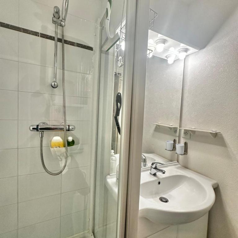 ORION - Charmante petite maison de 3 pièces avec jardin et parking - Casa de 2 dormitorios - 27