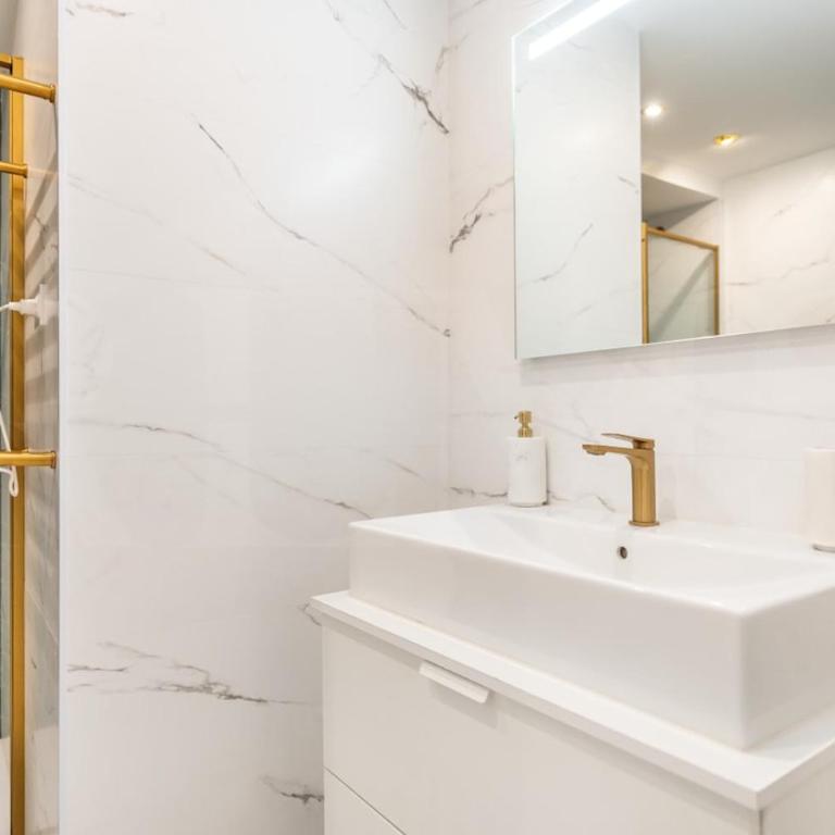 Modern Elegance in the Heart of Málaga REMS - Apartamento de 1 dormitorio - 8