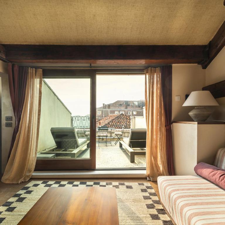Palazzo dell'albero d'Oro - Four-Bedroom Apartment - 52