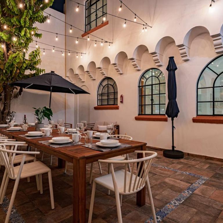 Group-Friendly Terrace Delight near WTC & Shops - Haus mit 7 Schlafzimmern - 6
