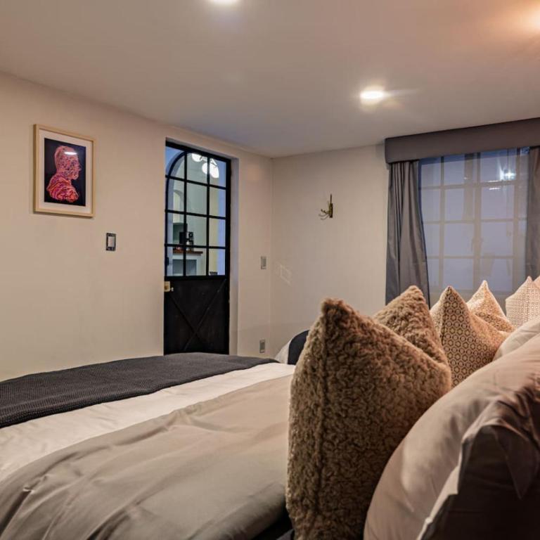 Group-Friendly Terrace Delight near WTC & Shops - Haus mit 7 Schlafzimmern - 11