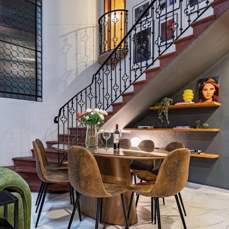 Group-Friendly Terrace Delight near WTC & Shops - Haus mit 7 Schlafzimmern - 4