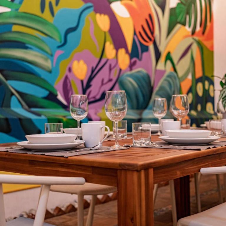 Group-Friendly Terrace Delight near WTC & Shops - Haus mit 7 Schlafzimmern - 26
