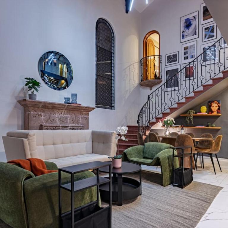 Group-Friendly Terrace Delight near WTC & Shops - Haus mit 7 Schlafzimmern - 40