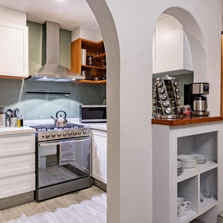 Group-Friendly Terrace Delight near WTC & Shops - Haus mit 7 Schlafzimmern - 64