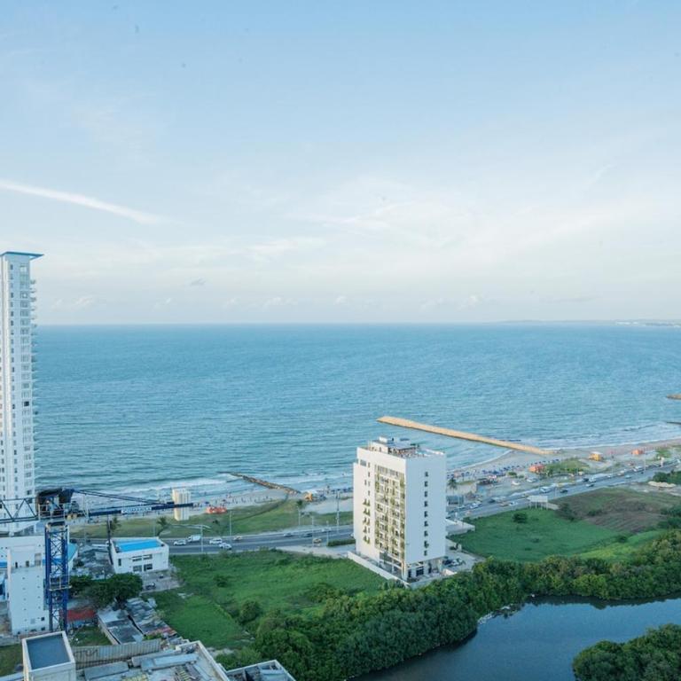 Luxury apartment with ocean view 15th floor - Three-Bedroom Apartment - 10