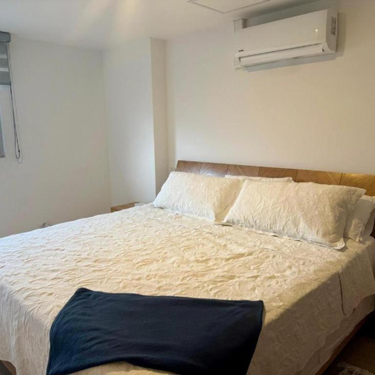 Eternal Springs 8pp, 3br, 2bt, 3acs, Pool, Jacuzzi - Three-Bedroom Apartment - High Floor - 6