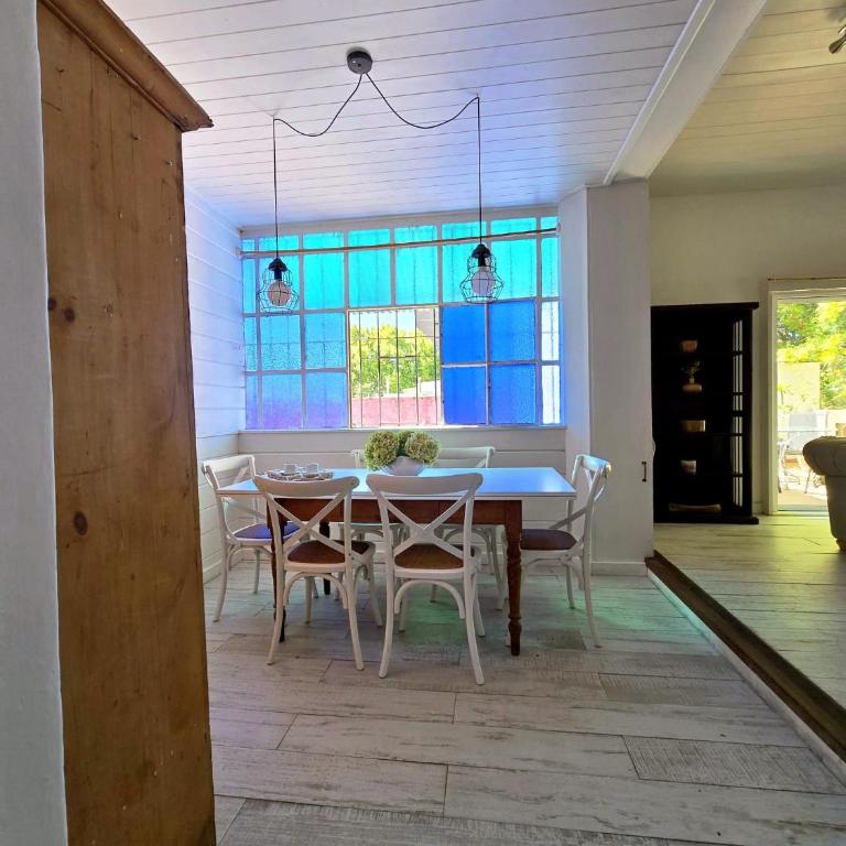 Casa Centrica en Colonia - Vistas Abiertas y Patio Natural - Three-Bedroom Vacation Home - 43