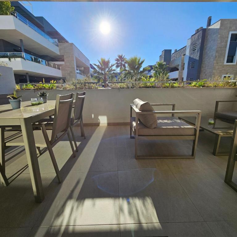 Flamenca Village Resort apt 83 - Apartamento de 2 dormitorios - 35