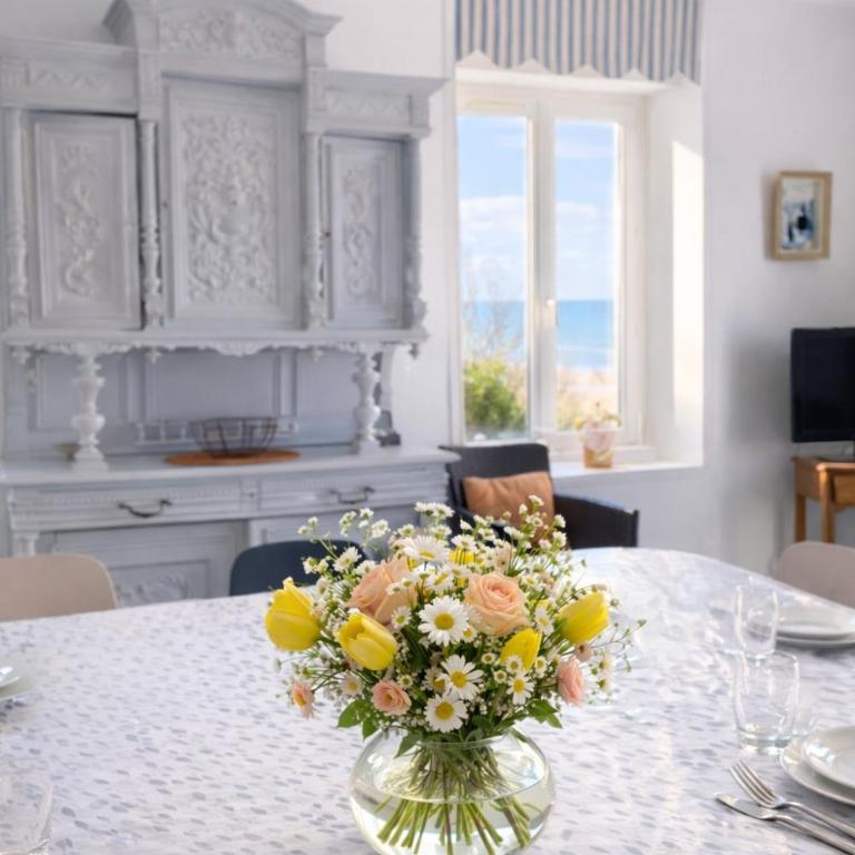Le Petit Miramar, vue mer d'exception, maison et F2 indépendant - Maison 5 Chambres - 5