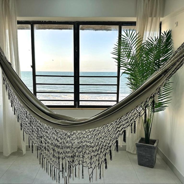 Espectacular loft frente al mar, recién renovado - Two-Bedroom Apartment - 9