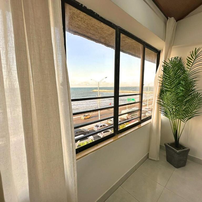 Espectacular loft frente al mar, recién renovado - Two-Bedroom Apartment - 11