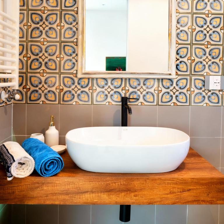 Home 29 Taormina City Center - Two-Bedroom House - 26