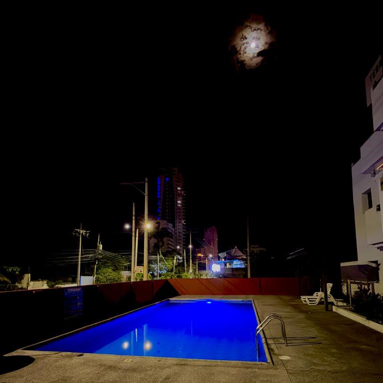 Departamento con vista al mar , piscina y parqueadero en Tonsupa - Two-Bedroom Apartment - 3