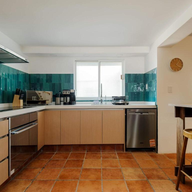Amazing 4BR with Terrace & Jacuzzi in Juarez - Four-Room Apartment - 12
