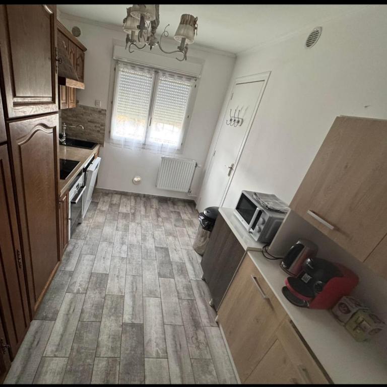Bourgoin T3 proche sortie de l'autoroute A43 - Appartement 1 Chambre - 4