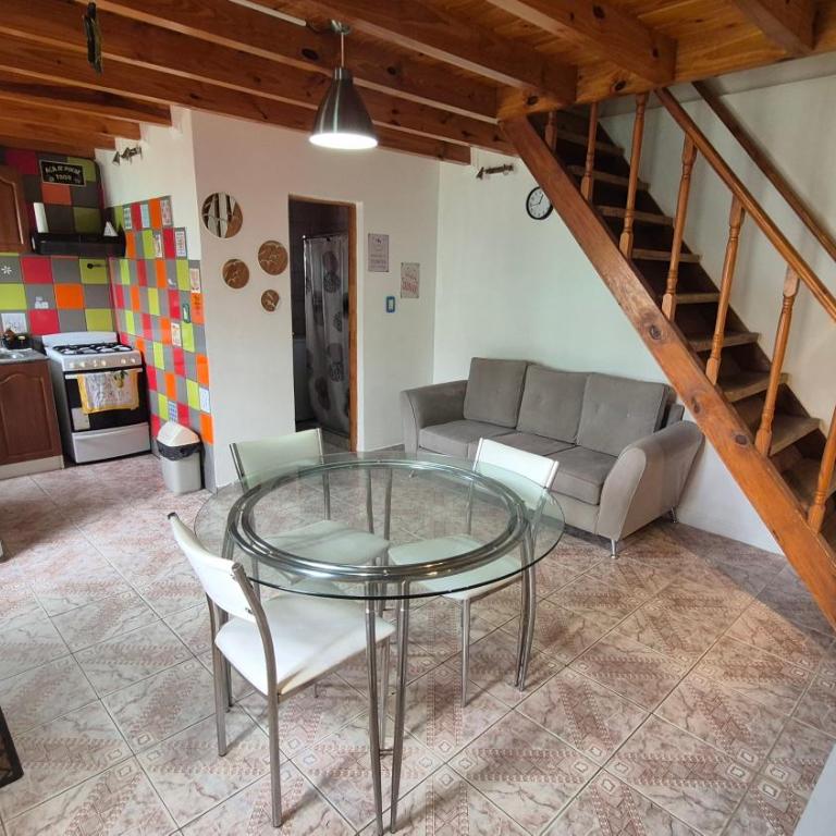 Departamento patio interno en zona centro - Two-Bedroom Apartment - 5