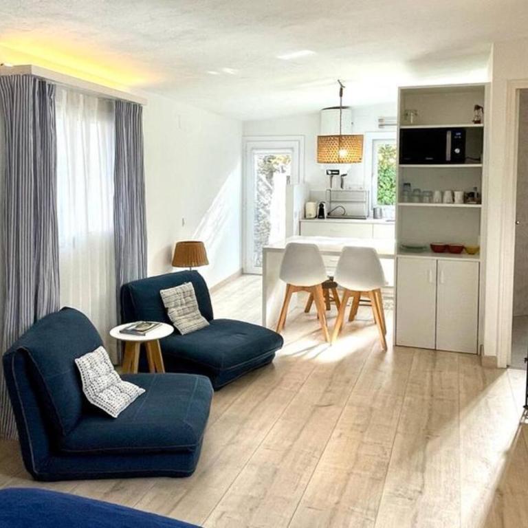 Loft céntrico de diseño en Cadaqués con patio - Apartamento Loft de 1 dormitorio - 10