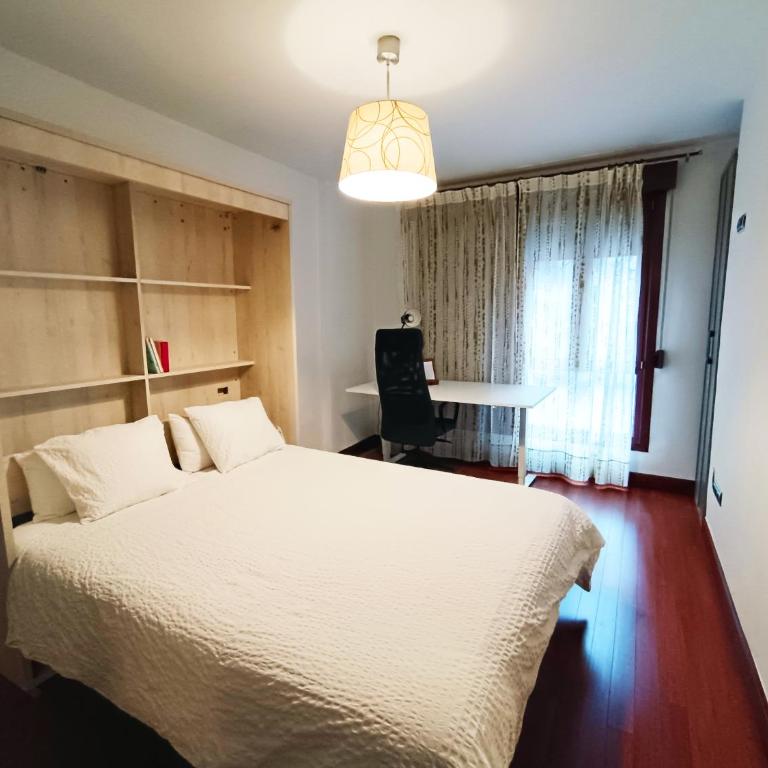 Amplio con 2 baños y 4 camas dobles - Apartamento de 3 dormitorios Premium - 3