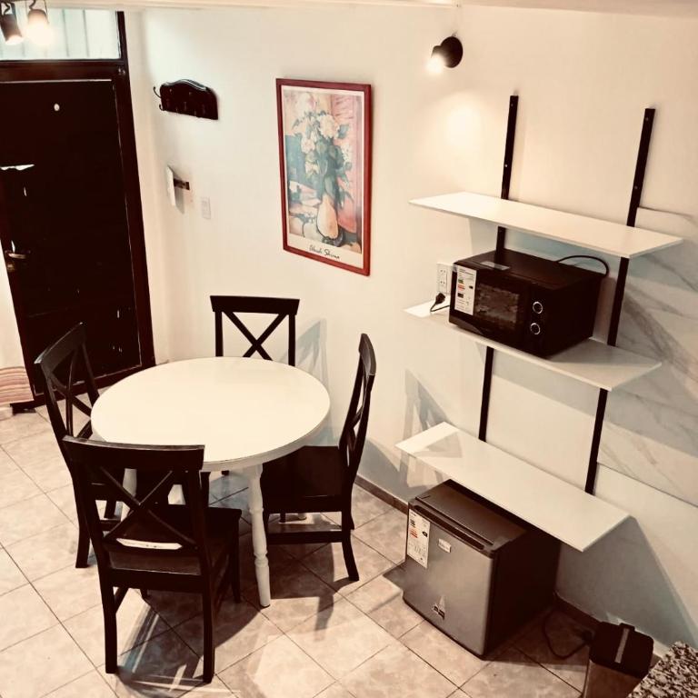 tinydorrego - One-Bedroom Apartment - 1