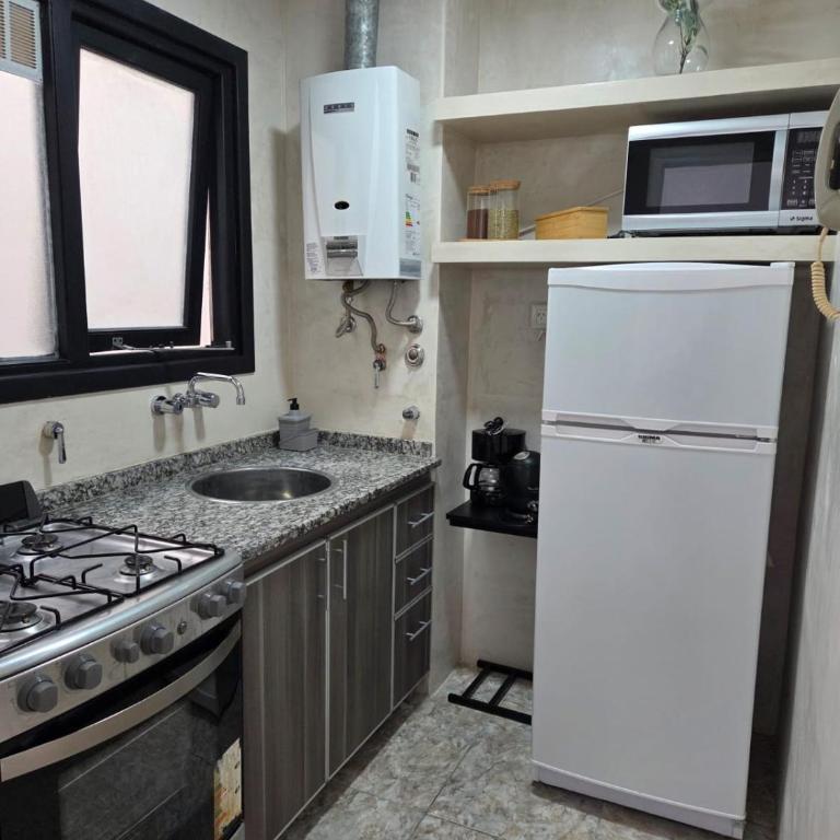 2 amb cerca del mar y Güemes - Two-Bedroom Apartment - 9