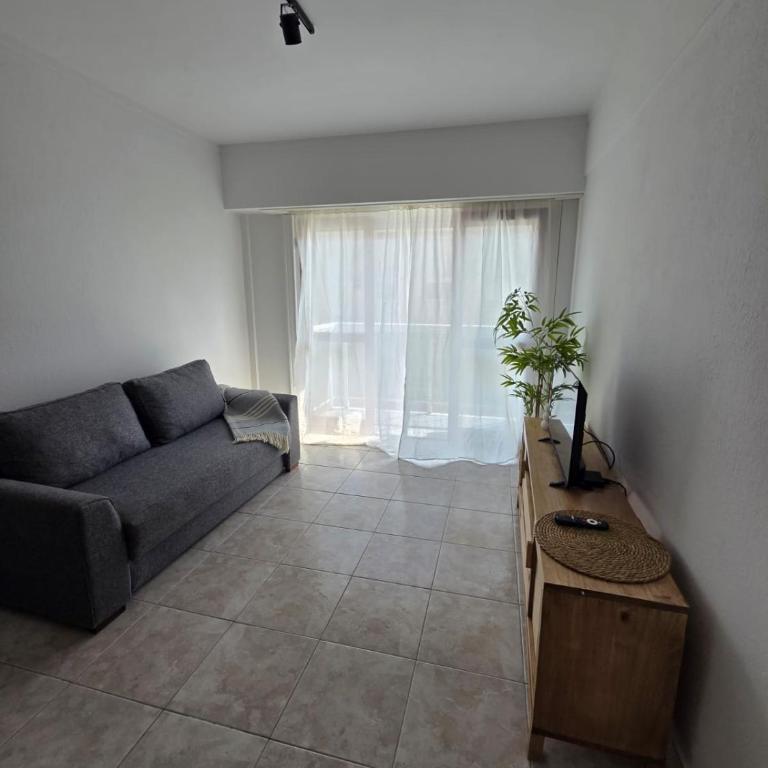 2 amb cerca del mar y Güemes - Two-Bedroom Apartment - 17