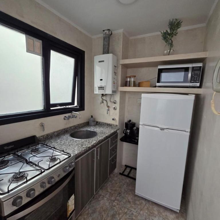 2 amb cerca del mar y Güemes - Two-Bedroom Apartment - 31