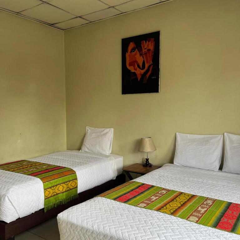 Hostal Marín Central - Quito - Triple Room - 2