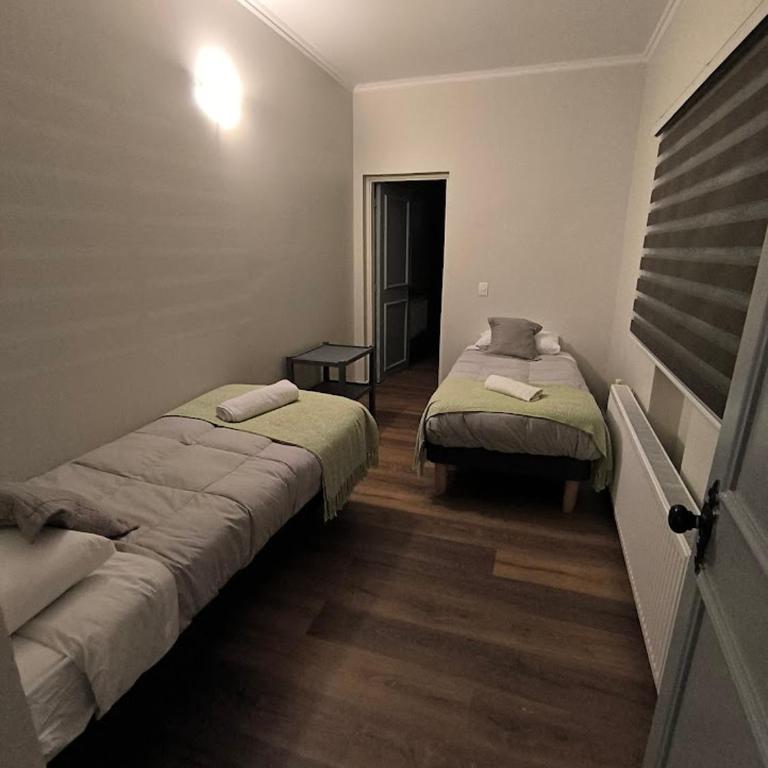 Plaza Central Hotel - Comfort Quadruple Room - 3