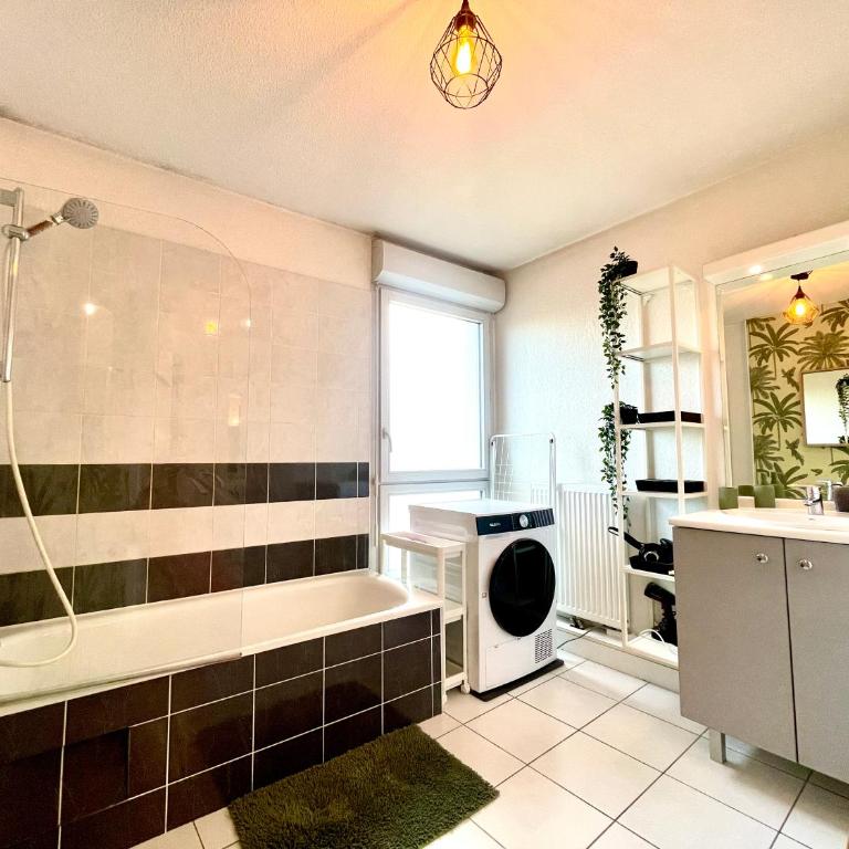 Bel Appart avec 2 chambres - Parking et Clim - Métro Argoulets - Apartamento de 2 dormitorios - 25