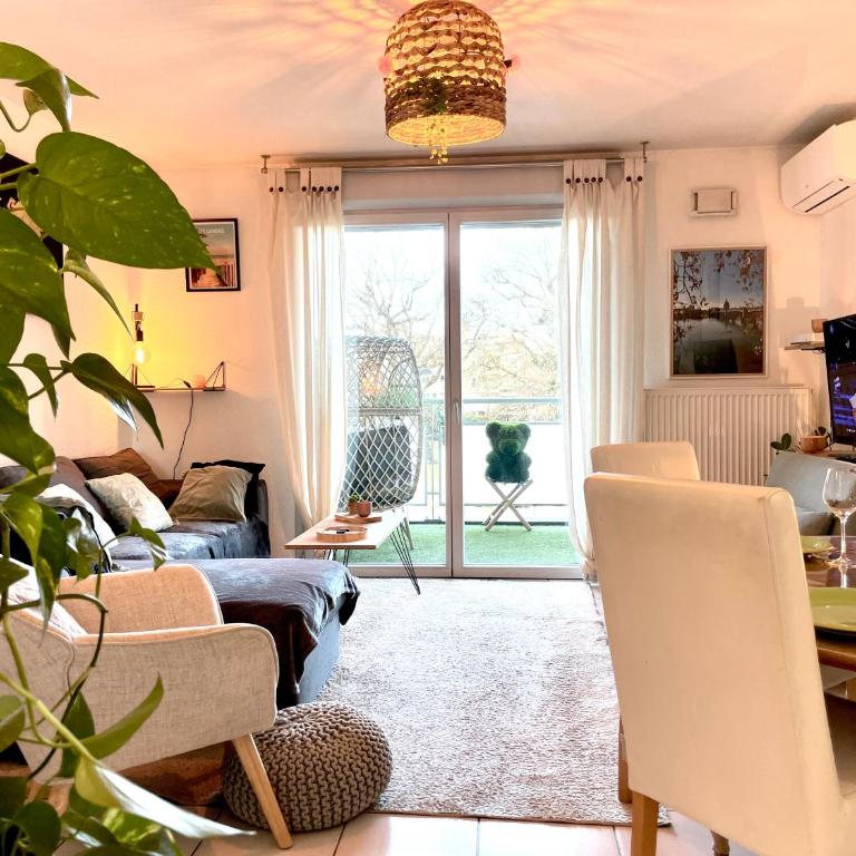 Bel Appart avec 2 chambres - Parking et Clim - Métro Argoulets - Apartamento de 2 dormitorios - 31
