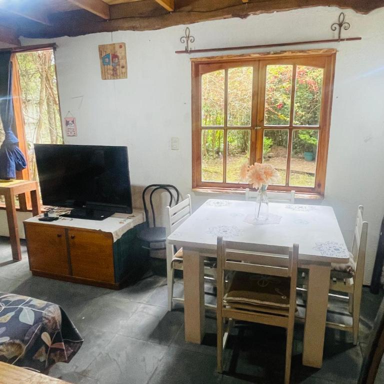 Hermosa cabaña en el bosque - Two-Bedroom House - 7