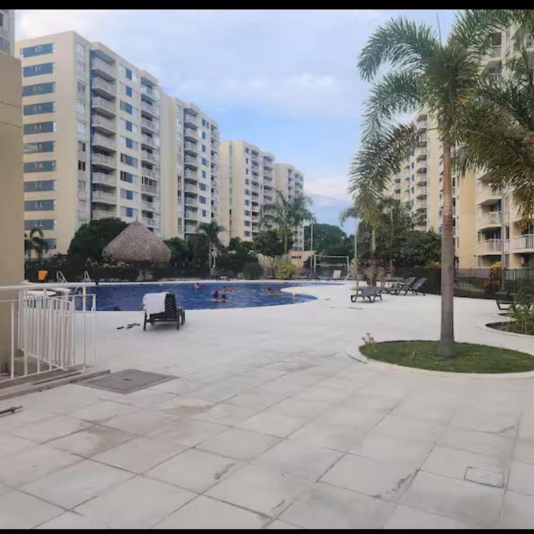 Apartamento acogedor en ricaurte, 3 habitaciones, 2 baños para 6 personas - Three-Bedroom Apartment - 1