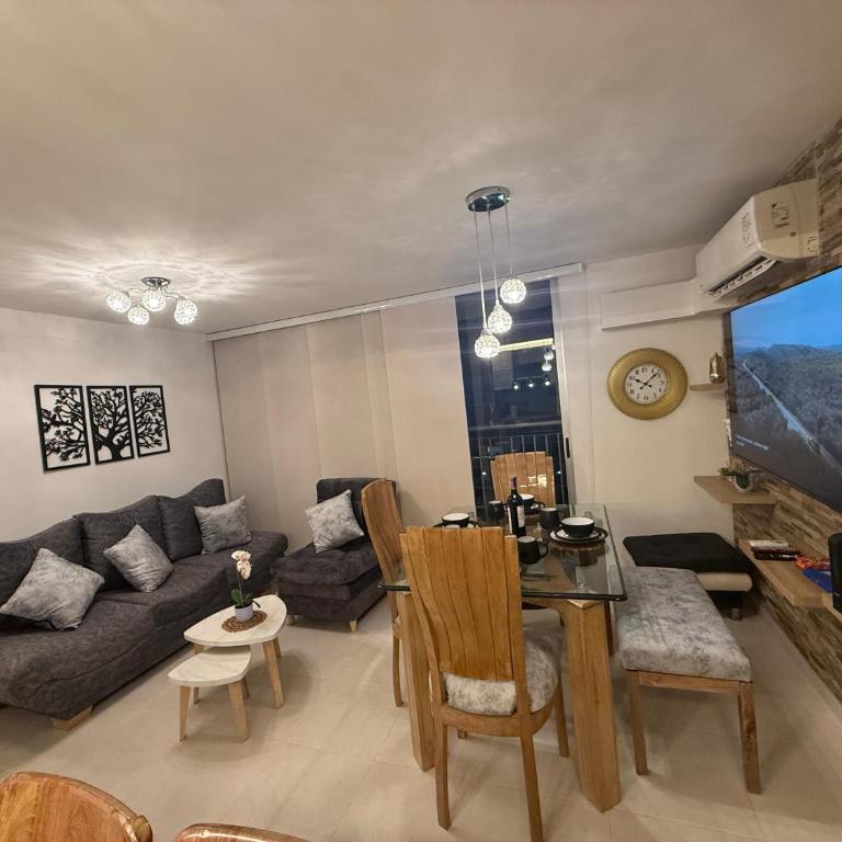Apartamento acogedor en ricaurte, 3 habitaciones, 2 baños para 6 personas - Three-Bedroom Apartment - 15