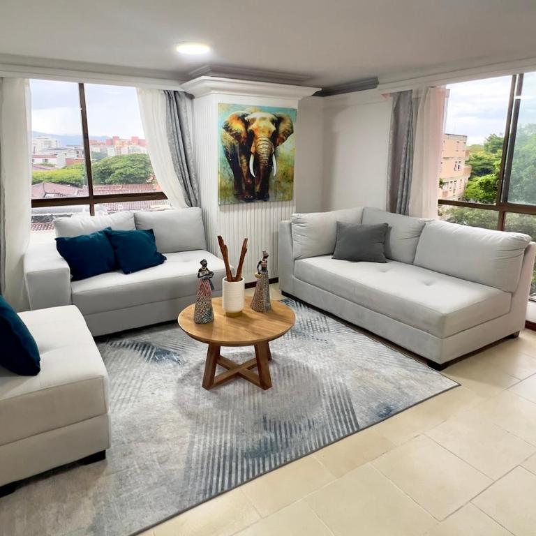Apto Multicentro Cali | Piscina, Home Office, 2HB - Apartamento de 2 dormitorios - 16