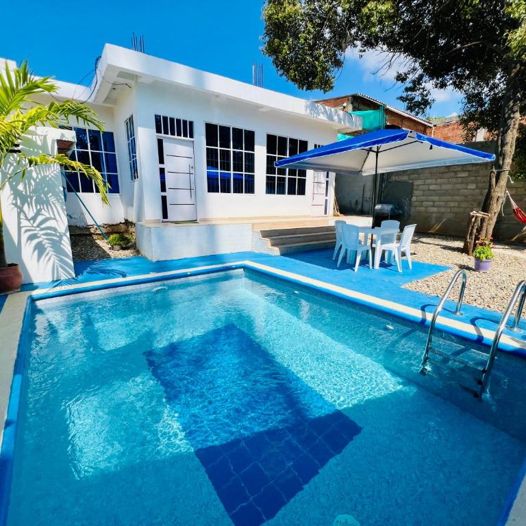 Apto con piscina a 7 min caminando de playa Bello Horizonte - Apartamento de 2 dormitorios - 1