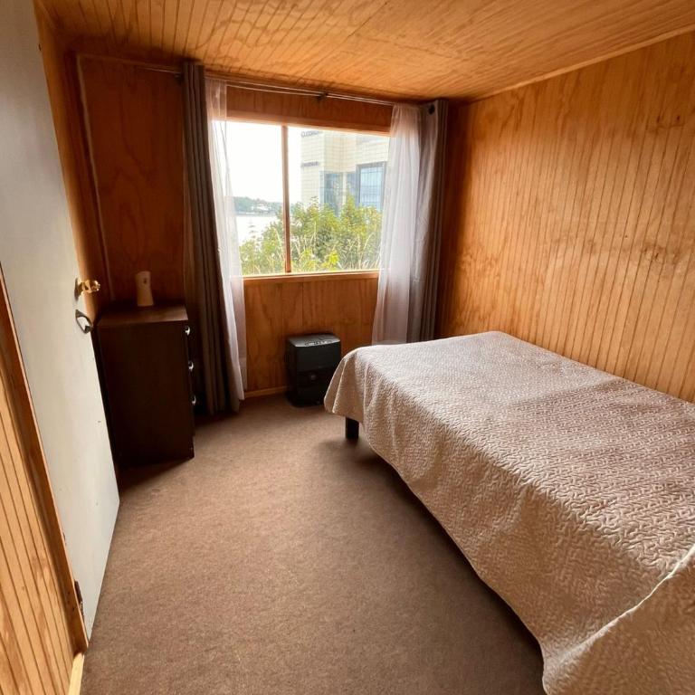 Habitaciones centrales en Puerto Montt - Double Room with Shared Bathroom - 6