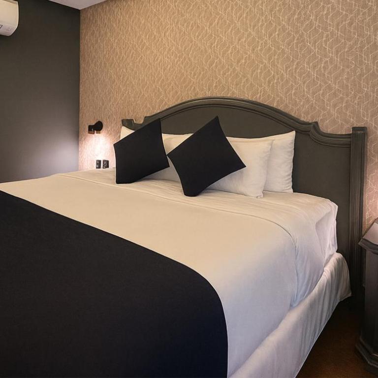Hive Nápoles by G Hotels - King Room - 5