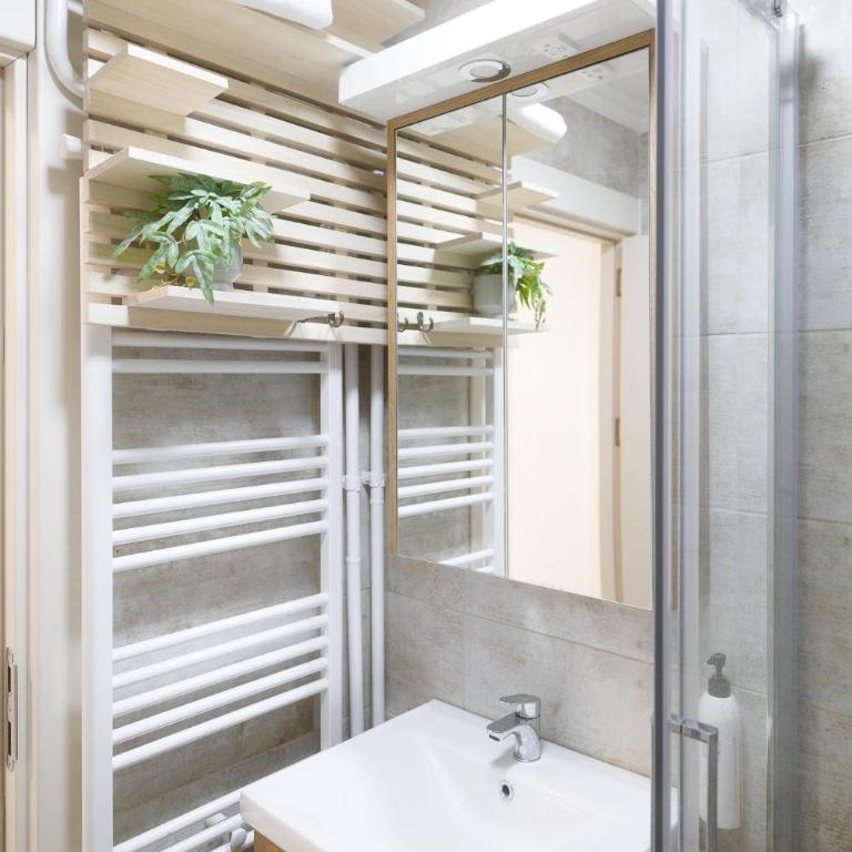 Apartment Fair-Novi Sad na dan - Apartment - 33