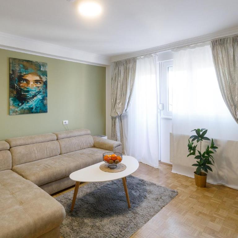 Apartment Fair-Novi Sad na dan - Apartment - 8
