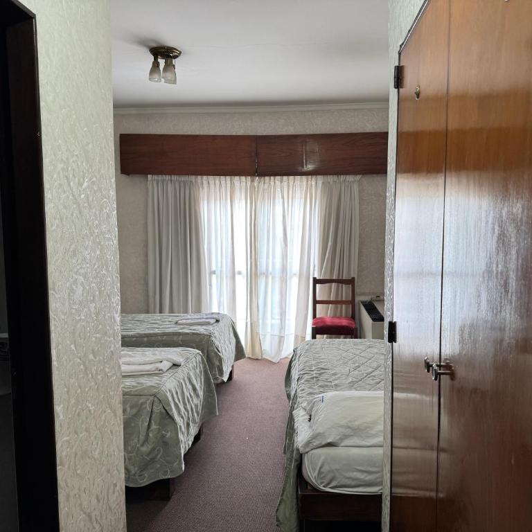 Hotel Quebrada de Humahuaca - Habitación Triple Estándar - 19